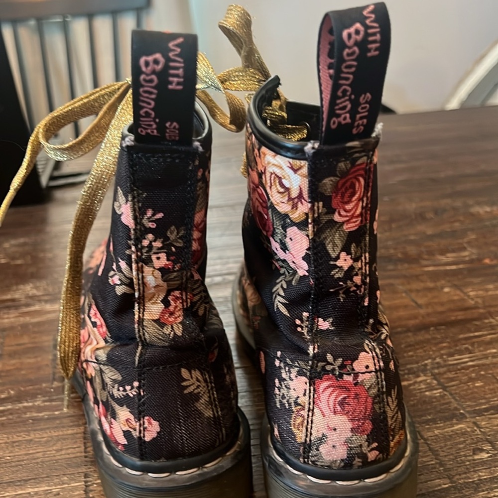 Dr. Martens Floral Combat Boots in Black with Pink and Cream Roses - Picture 3 of 9